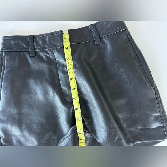 NWT Babaton Black Vegan Leather Agency 3" Mini Short, Size 0 - Picture 7 of 10